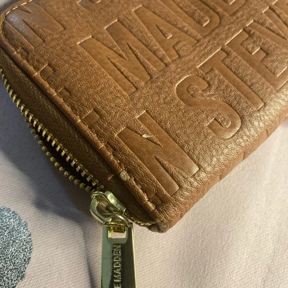 Used wallet - Picture 5 of 6